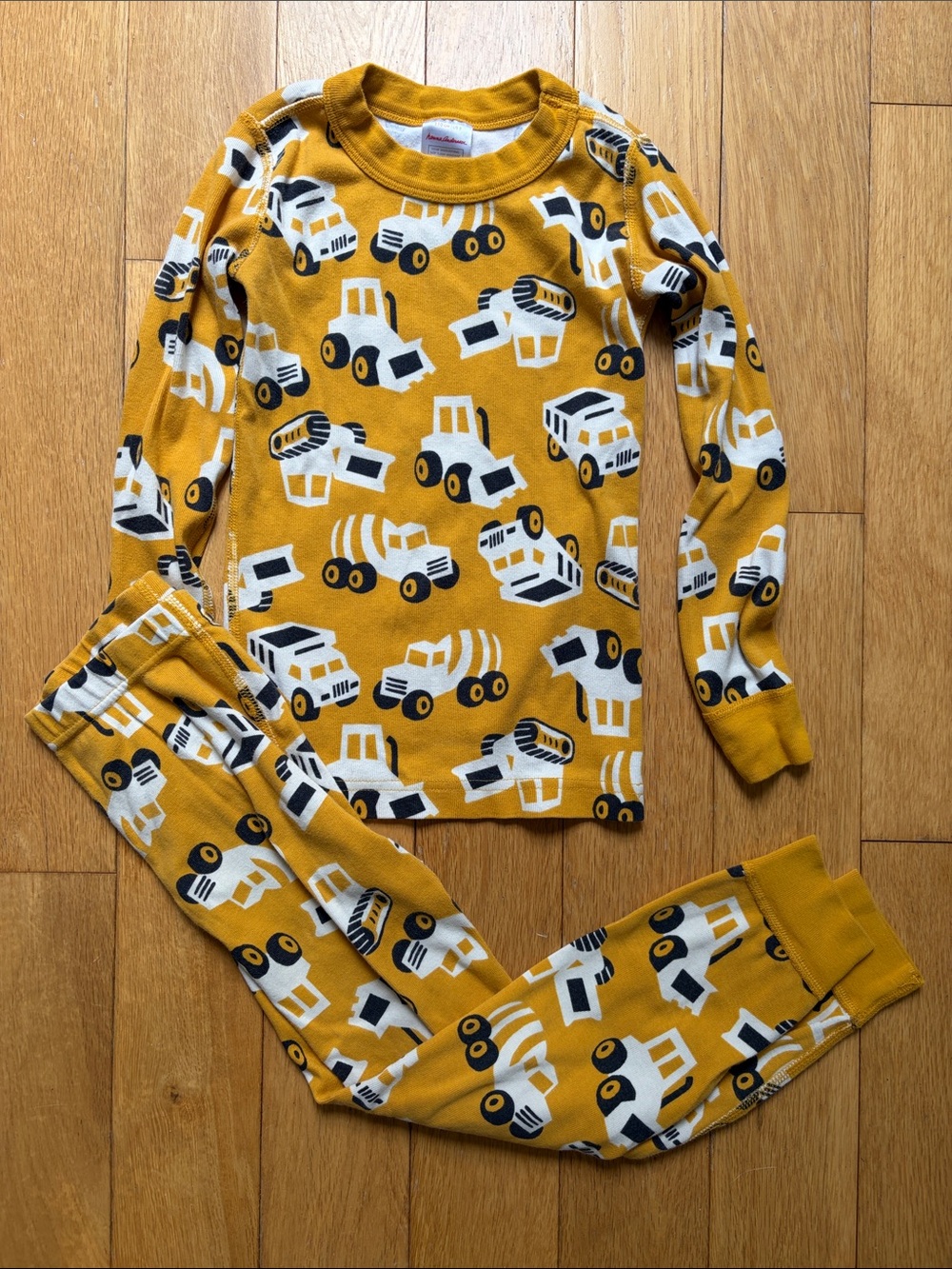 Hanna Andersson🚚 Mustard Yellow Truck Print Kids Pajama Set